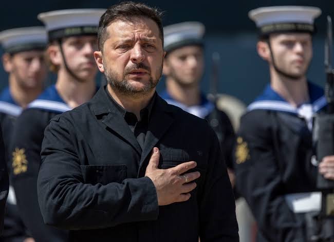 Zelenskyy Burnham meeting took place aboard the Royal Navy aircraft carrier shown here at Portsmouth Naval Base